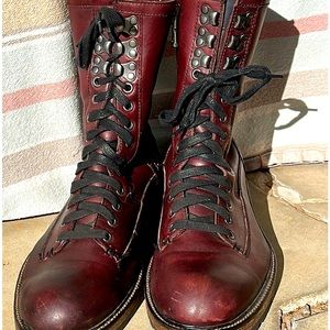 John Varvatos red-burgundy men’s boot… excellent condition size 9 1/2